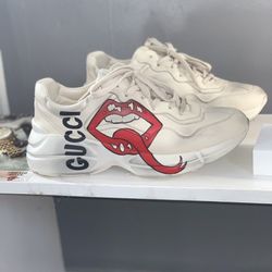 Gucci Sneakers