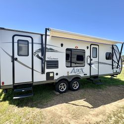2016 COACHMAN 29FT 