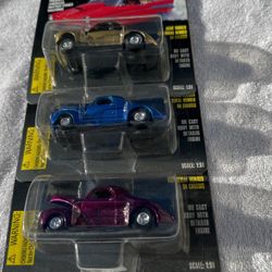 Collectible 41 Willy’s Gassers 