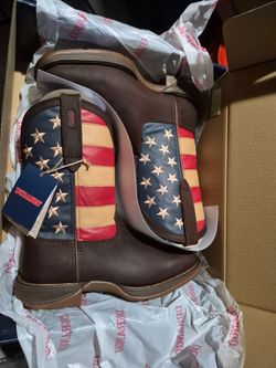 Botas Durango  con  caskillo varios numeros,w no caskillo varios numeros EE $145 par fijos