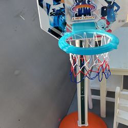 kids basketball  stand