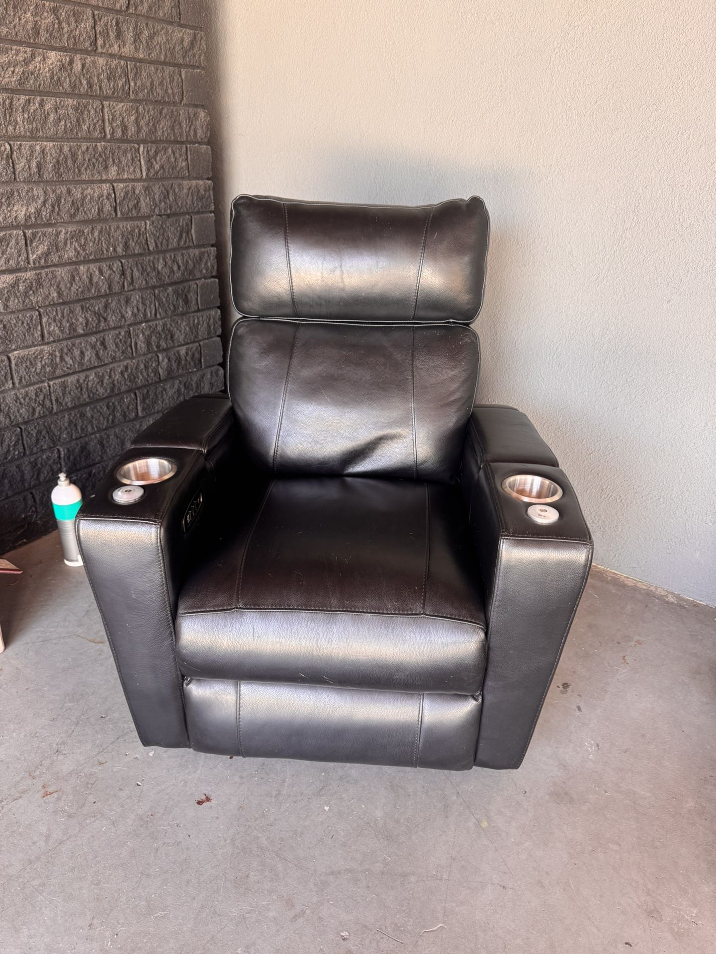 Recliner chair