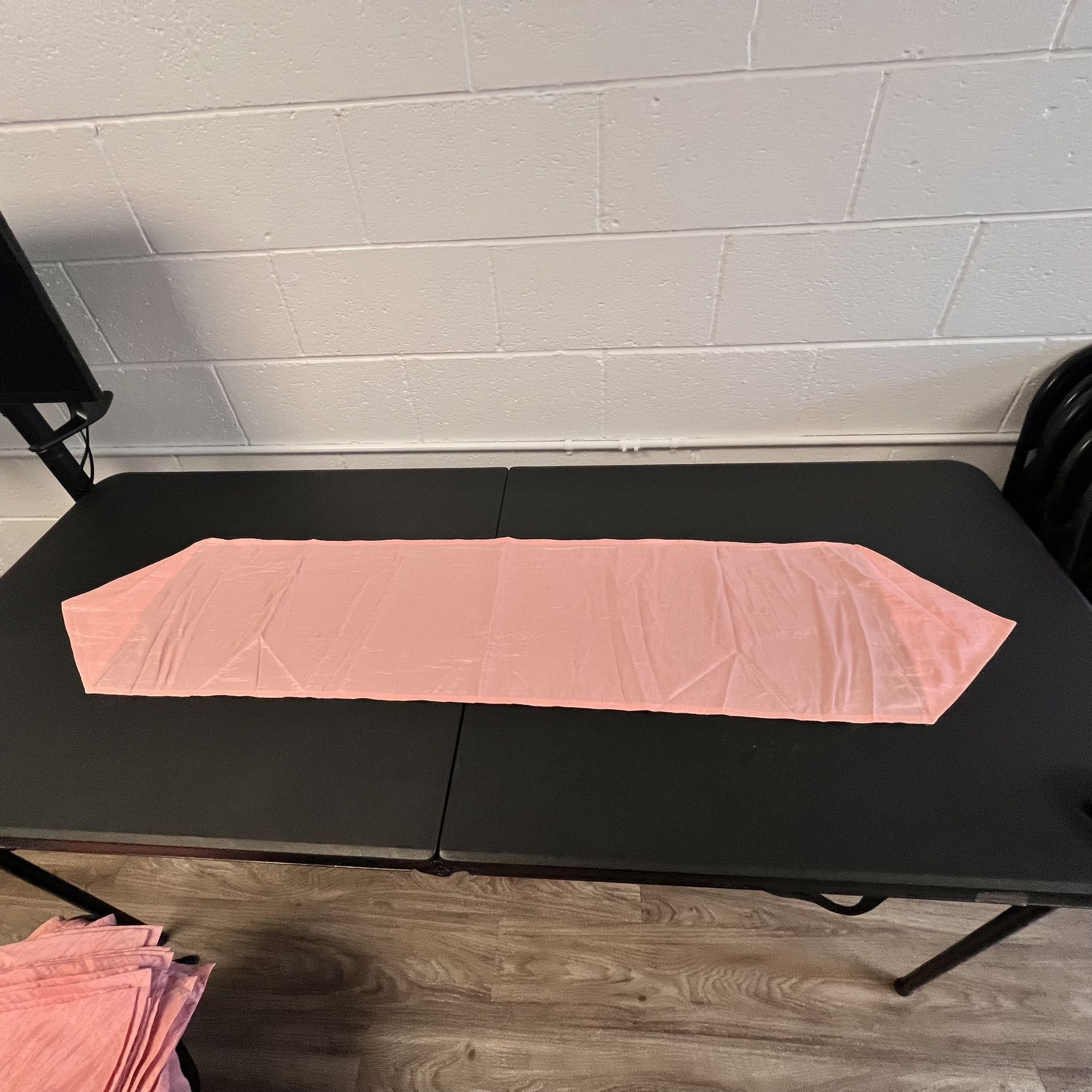 Table Runner pink color 13 “ x 60” 22 pieces