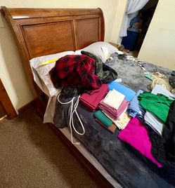 Vintage Ethan Allen Sleigh Bed