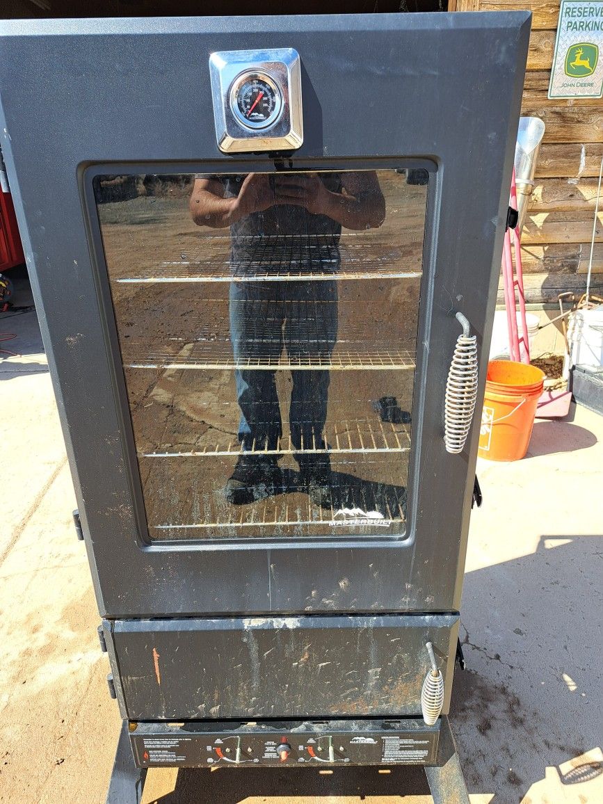 Masterbuilt Smoker
