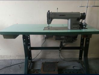 1A Juki Industrial Sewing Machine Model DDL-5530