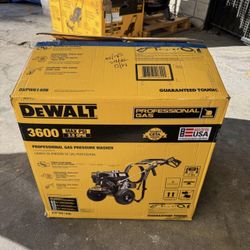 DEWALT 3600 PS| 2.5 GPM Gas Pressure Washer, Honda GX200 Engine (50-State), Heavy-Duty Commercial Cold Water Power Cleaner