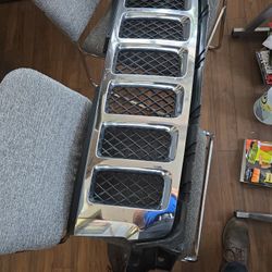 2011 To 2013 Jeep Grand Cherokee Grille
