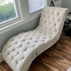 Chaise Lounge Chair 