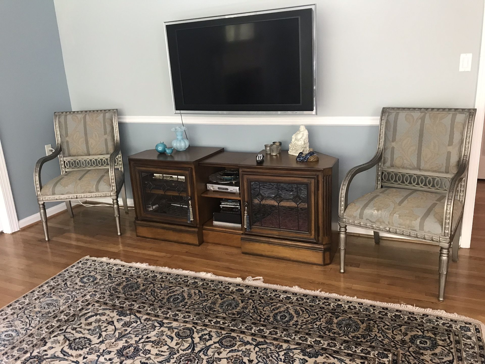 Custom twin chairs