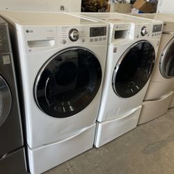 Lg Washer And Dryer Set 