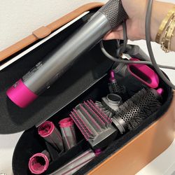Dyson Air wrap For Sale -- Used 3 Times Great Condition 