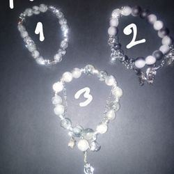 Beautiful Bracelets/ Hermosas Pulseras 