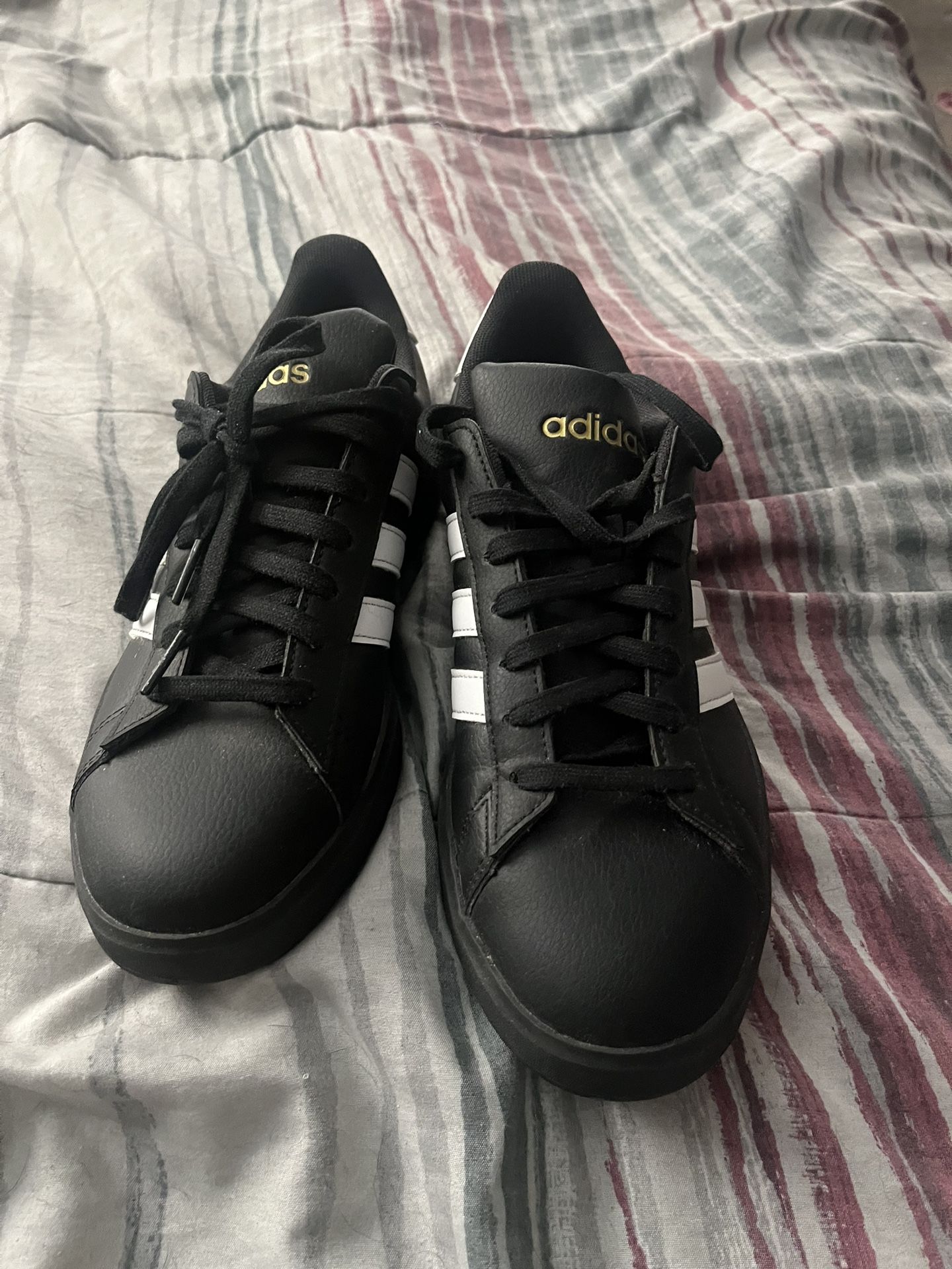 Adidas Grand Court