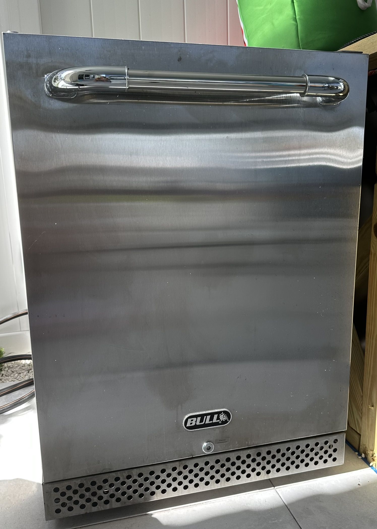 Bull Outdoor Refrigerator