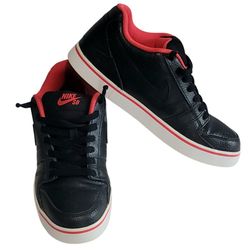 Nike SB Black & Red Athletic Sneaker Mens 6.5 Womens Size 8 Low  Shoes  400680-013