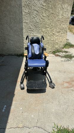 Rifton Activity Chair R850 Hi-lo seat For Special Needs Size Medium