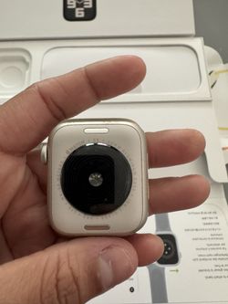 Apple Watch SE2 Starlight