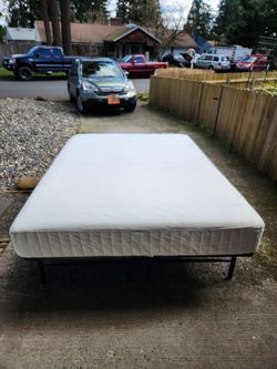 Complete IKEA/ZINUS QUEEN BED SET-Excellent Condition
