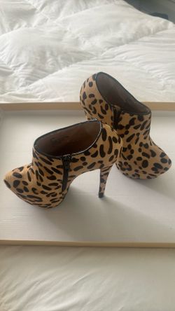 Steve Madden high heel shoes