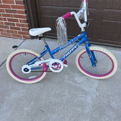Girls 20 Inch Bike - Like New 