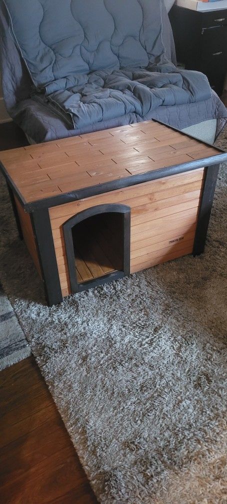 Dog House