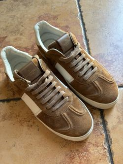 Valentino Sneakers 