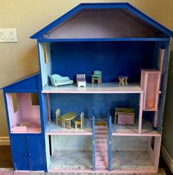 $70 Dollhouse — Original 4.6 Foot Tall KidKraft Majestic Wood Mansion Repainted Uniquely