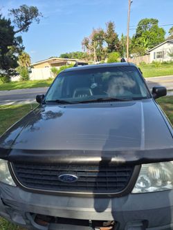 2005 Ford Explorer