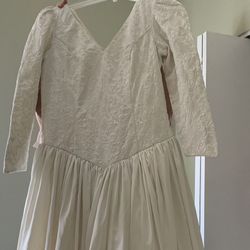 Elegant Wedding/ Ball Gown 
