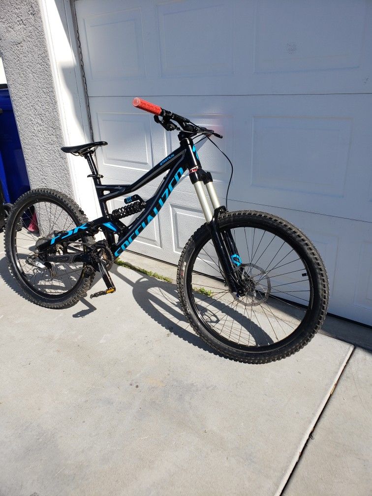 DOWNHILLS BIKE SPECIALIZED FULL SUSPENSION PRICE 800