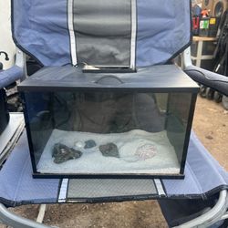 4.5 Gallon Fish Tank