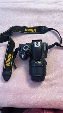 Nikon DSLR Camera Bundle – Great Beginner/Travel Setup