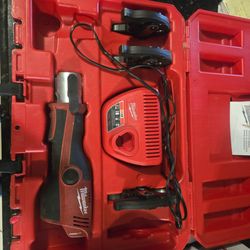 Press Logic M12 milwaukee