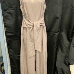 Connected Apparel. Jumpsuit / Romper Size: M / L
