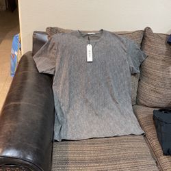 Size.2XL. Kliegou Original Design T-Shirt. New.