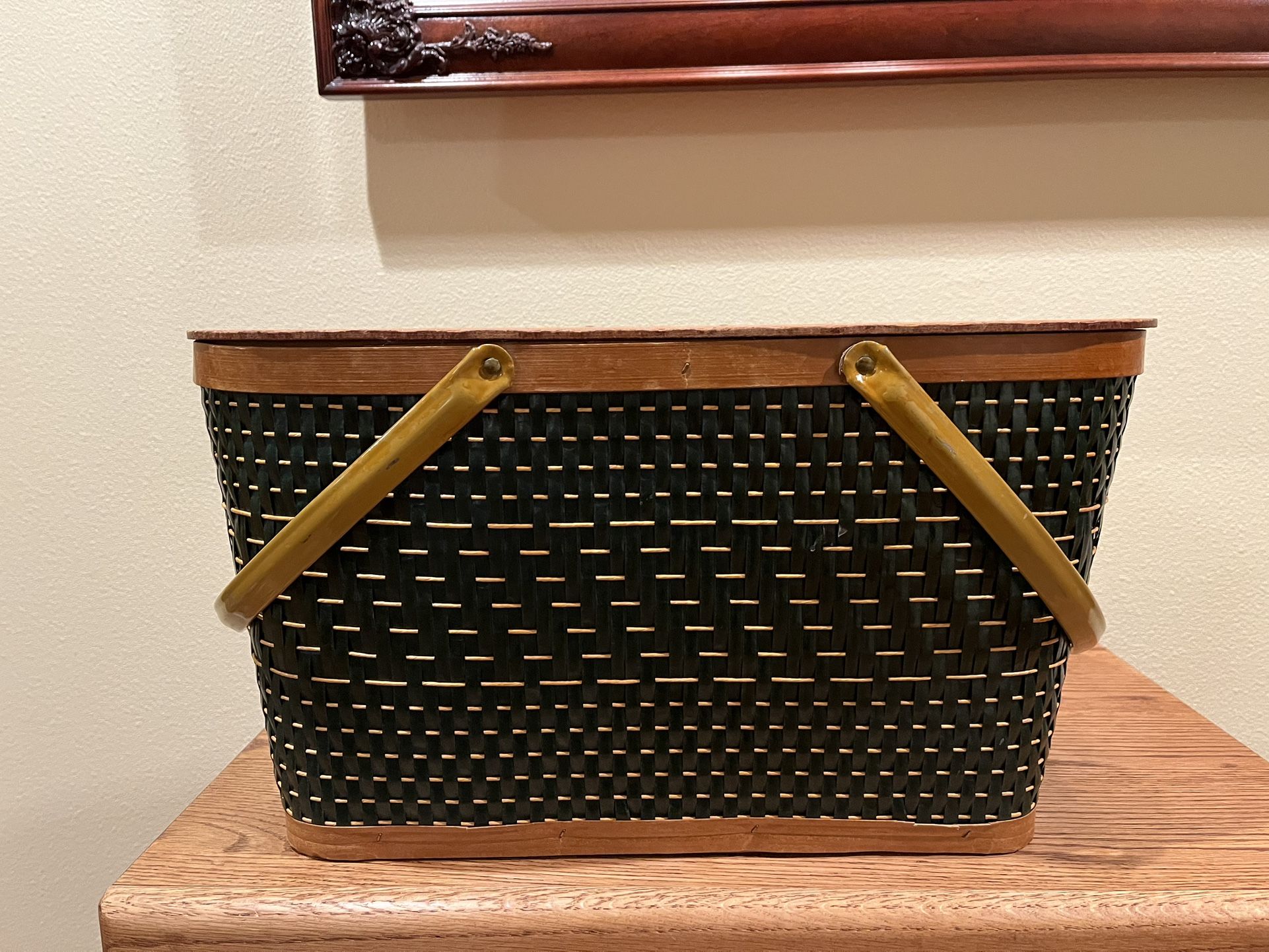 Vintage Mid-century Picnic Basket