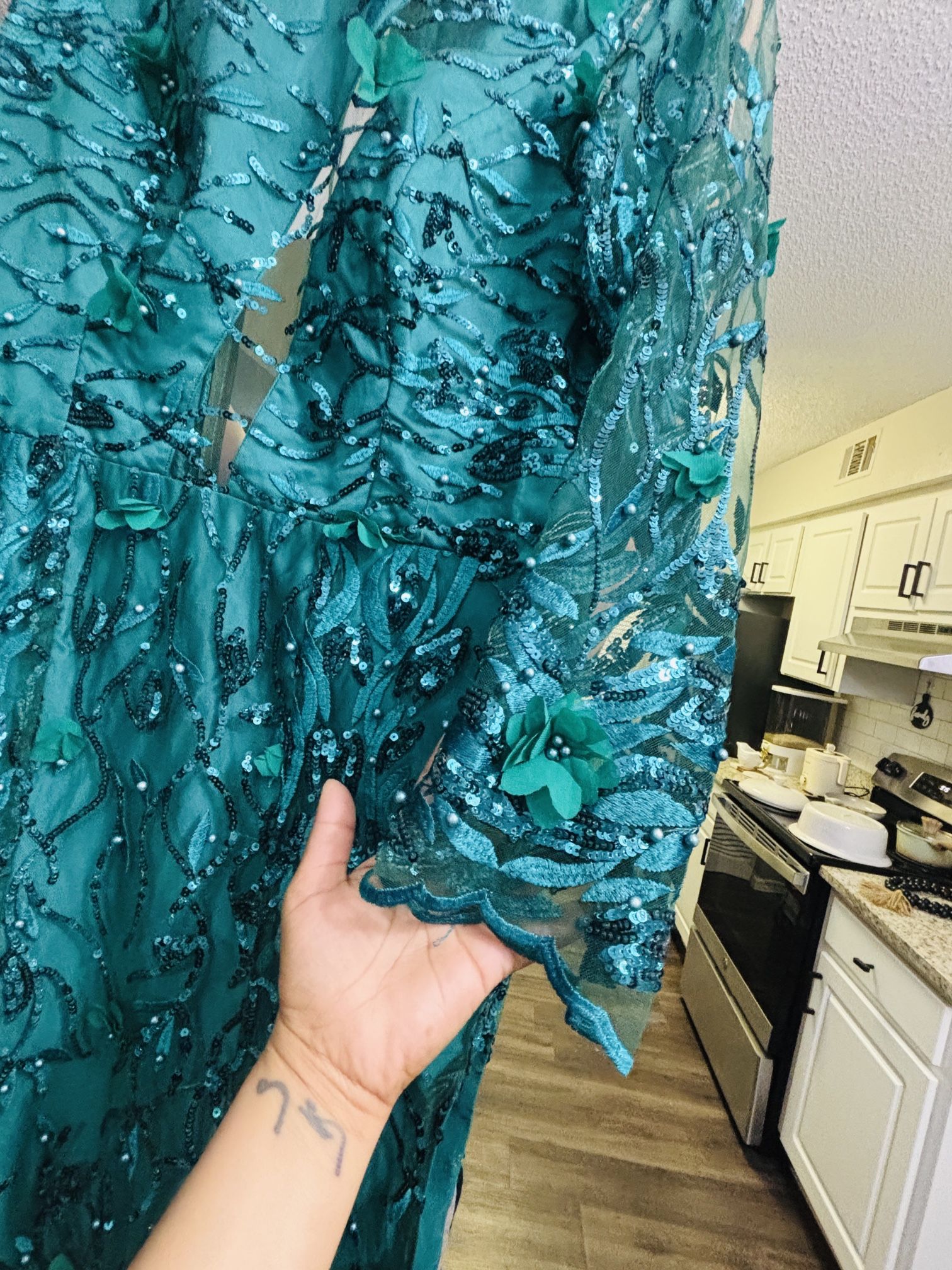 Prom Dress Size M-L Shoes 7.5 dark turquoise