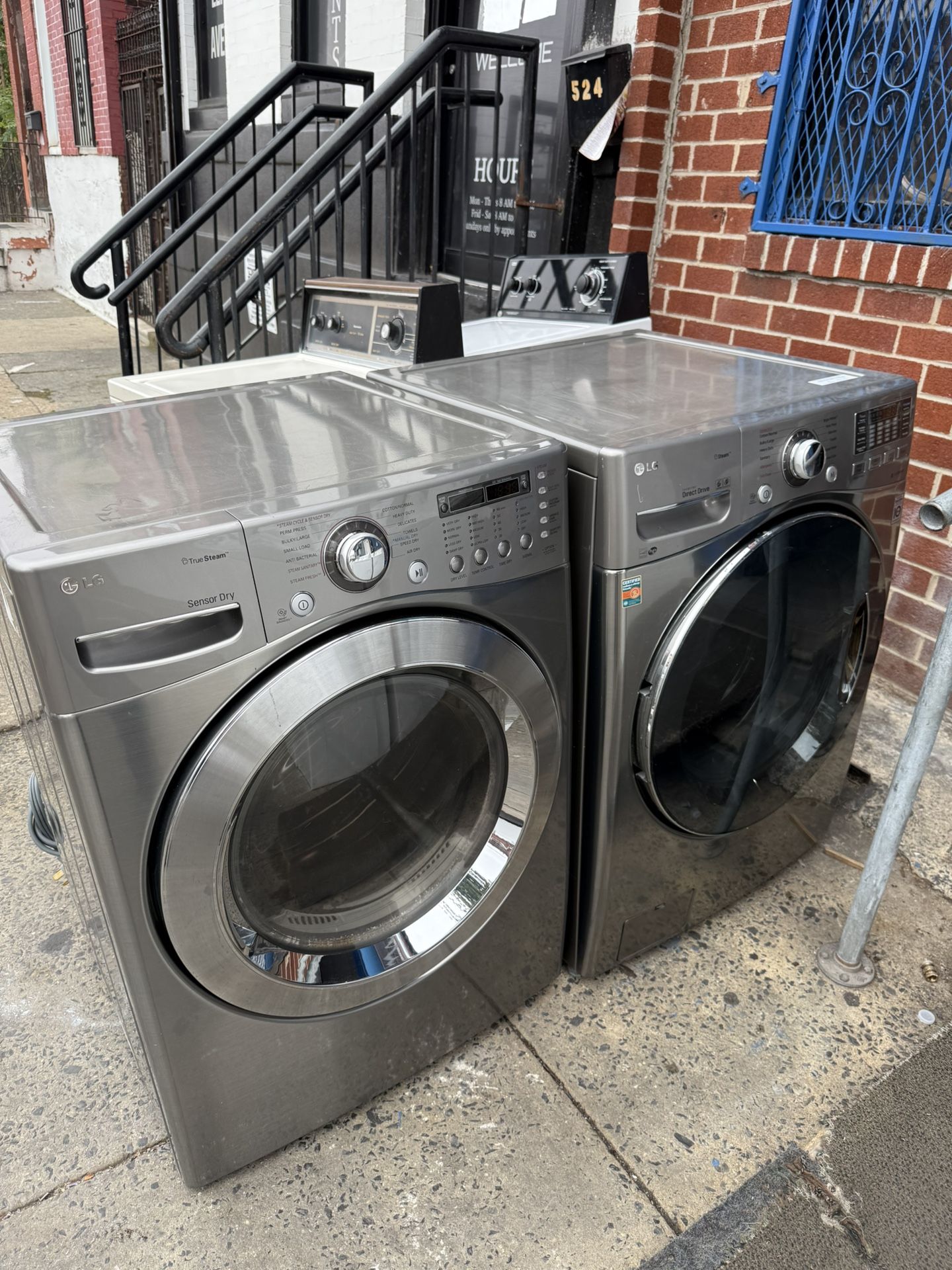 LG eletric washer dryer