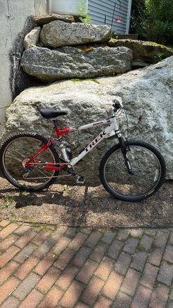 Trek Fuel 80 Full Suspension Bike