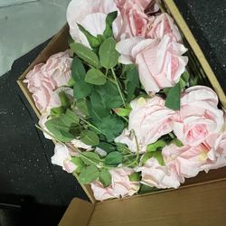 Artificial Roses With Stems 