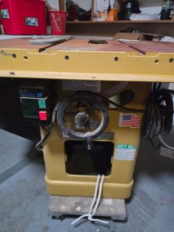 Tablesaw Brand powermatic model 66