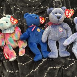 Beanie Babies READ BIO