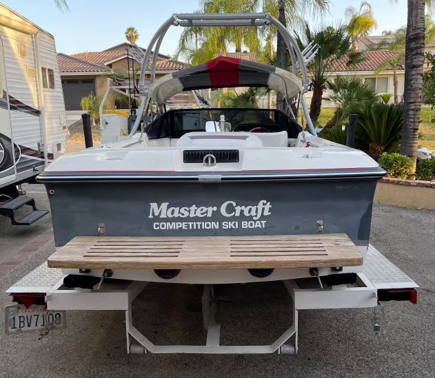 1989 Master craft Prostar