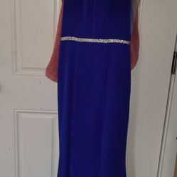 Blue Sleeve Less Prom Dress