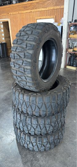 35x12.50x20 Nitto mud