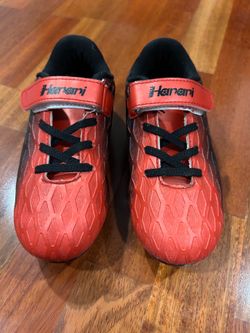 Kids soccer cleats
