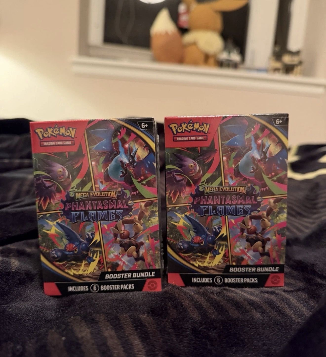 Pokemon Mega Evolution Phantasmal Flames Booster Bundle