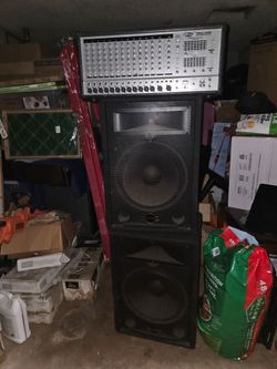 Power mixer and speakers