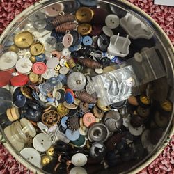 Tons Of Crafting Materials